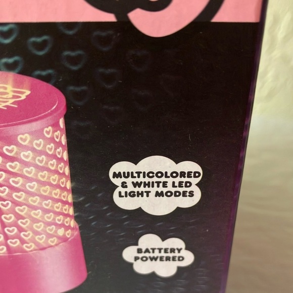 Hello Kitty: Pink LED Light Projector - Picture 4 of 16